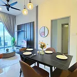 Stellar 8Th 3 Bedroom Air-Con Suite Bandar Baru Sri Petaling