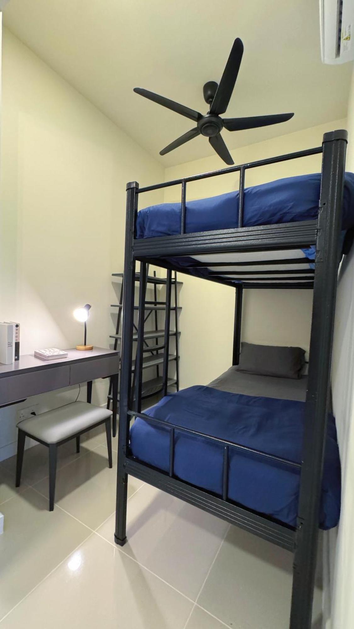 Stellar 8th 3 Bedroom Air-con Bandar Baru Sri Petaling Apartment *