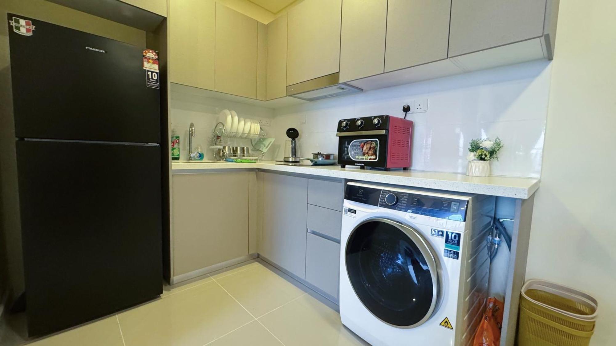 Pangsapuri Stellar 8th 3 Bedroom Air-con Bandar Baru Sri Petaling Kuala Lumpur